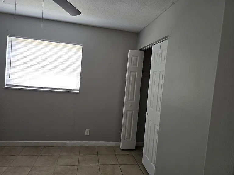 1309 Silver Beach Rd #1 — Photo 6