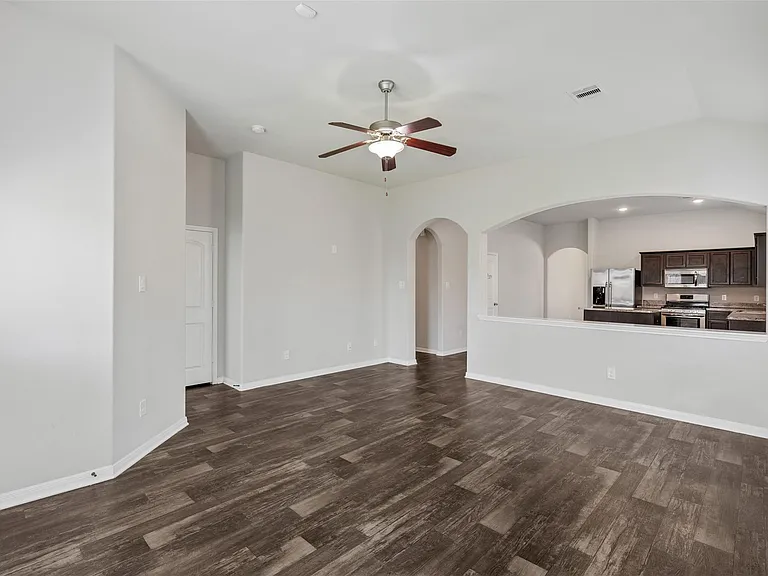5126 Chester Springs Ln — Photo 12