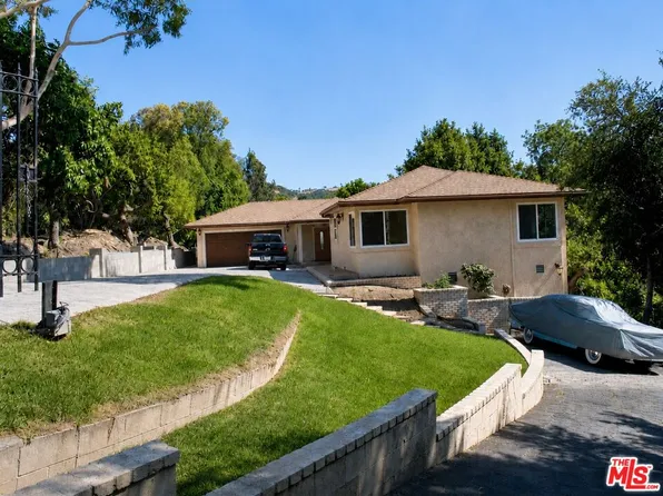 2631 S Buenos Aires Dr, Covina, CA 91724