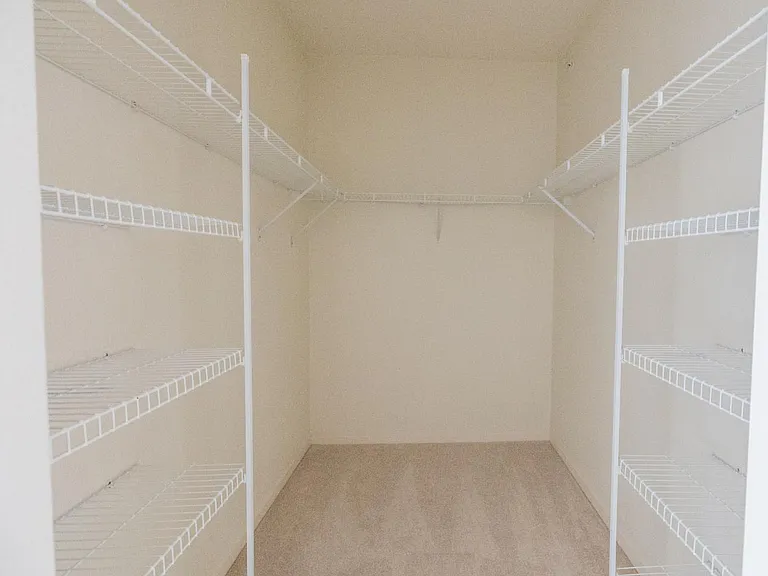 88 King St #606 — Photo 19