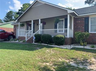 6733 Arnish Ct, Fayetteville, NC 28306