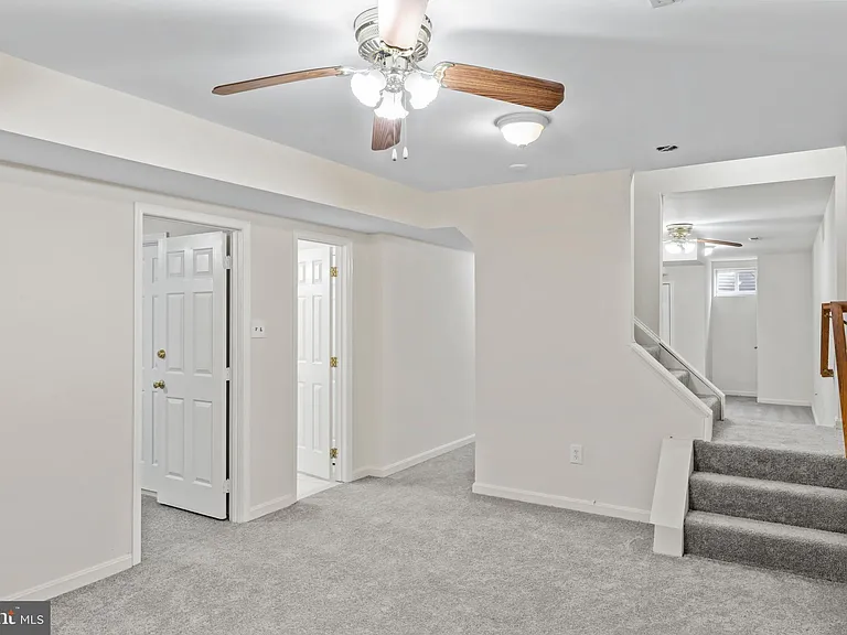4502 Henderson Rd — Photo 37