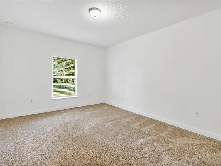 1308 Bond — Photo 8