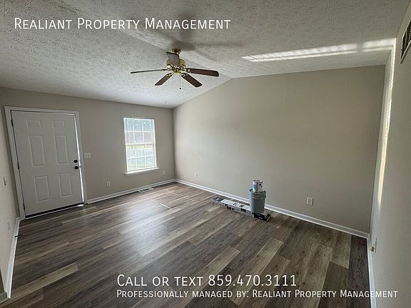 3rd image of 303 Parker Pl