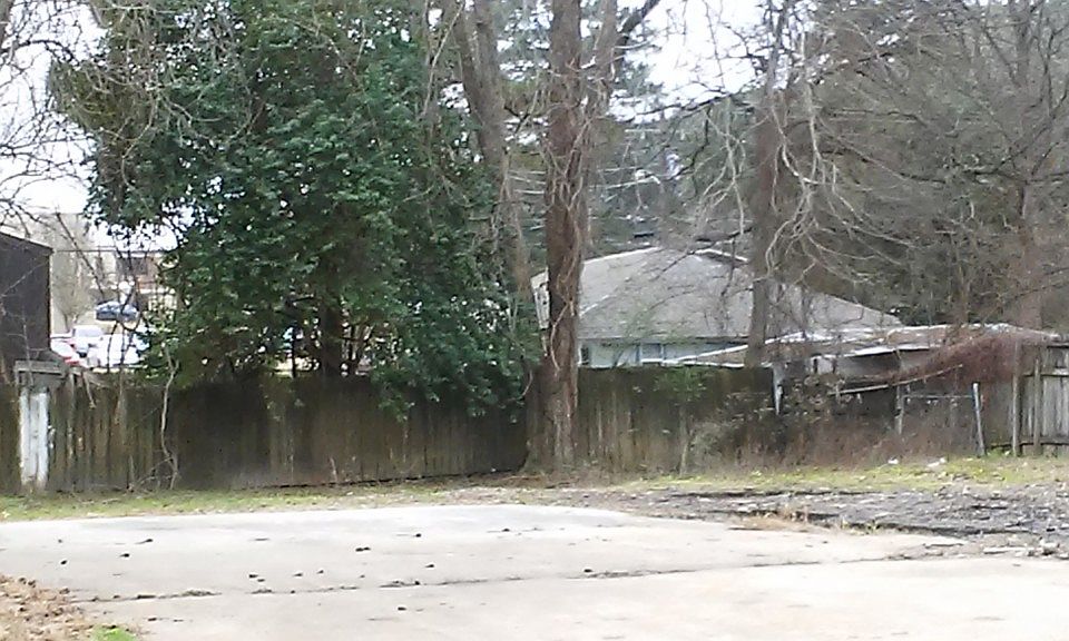 1st image of 33 Valley St