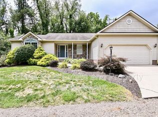 4238 Crescent Ridge Dr NW, Canton, OH 44718