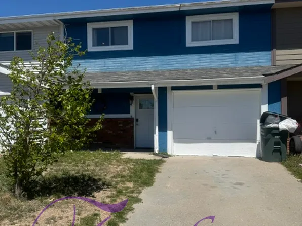 1384 Sweetwater Rd, Douglas, WY 82633