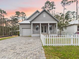 53 W Georgie St, Pt Washington, FL 32459