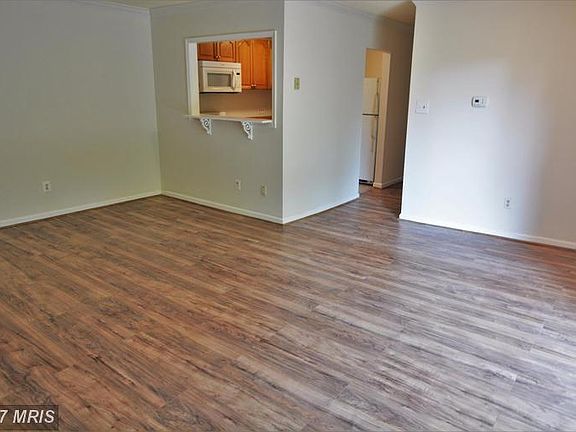 2nd image of 7985 Audubon Ave #D2