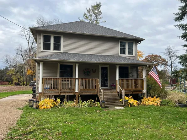 119 Tustin Rd, Fremont, WI 54940