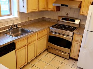6522 14th Ave APT 3, Brooklyn, NY 11219