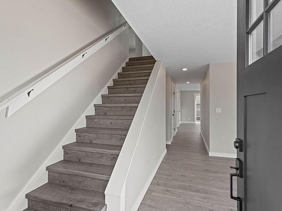 3rd image of 4305 W Lakeshore Dr