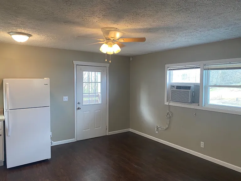 402 Corby Bridge Rd — Photo 11