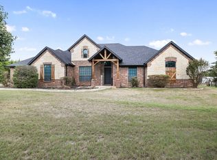 200 N Oak Branch Rd, Waxahachie, TX 75167