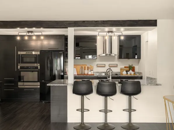 1770 NW 58th St APT 225, Seattle, WA 98107