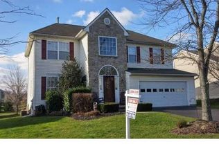 60 N Danbury Cir, Coatesville, PA 19320