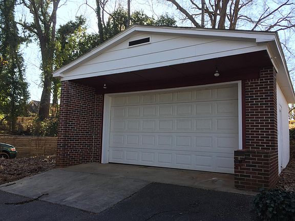 3rd image of 119 McMakin Dr
