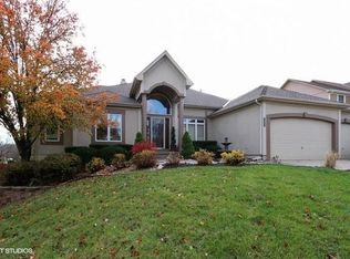 2409 SW Winteroak Ct, Lees Summit, MO 64081