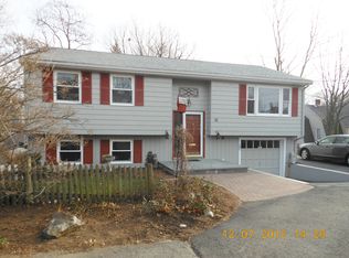 10 Sheridan Ter, Swampscott, MA 01907