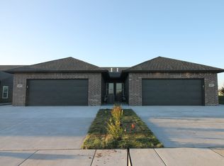 16215 W Ike Ct, Goddard, KS 67052