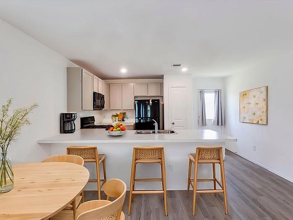 4th image of 7814 Switchgrass Creek Dr