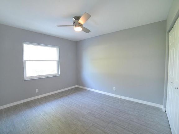 3rd image of 14849 Cumberland Dr