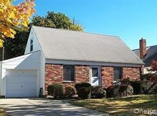 27 Richard St, West Hempstead, NY 11552