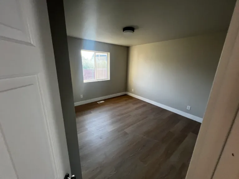 2141 Teal Dr — Photo 4