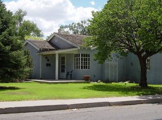 245 Morningside Dr NE, Albuquerque, NM 87108