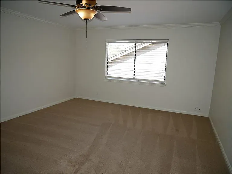 6520 Heron Dr — Photo 11