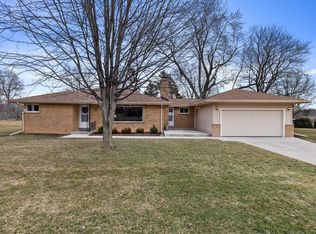 4240 N 163rd St, Brookfield, WI 53005