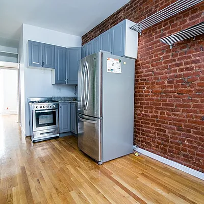 Rented by Nooklyn NYC LLC | media 8