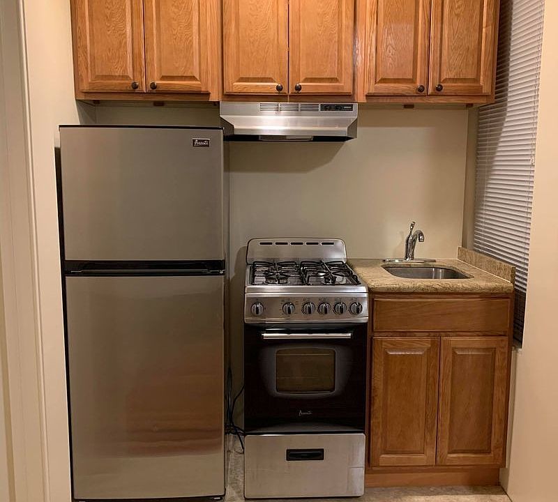 2nd image of 1946 70th St #2A