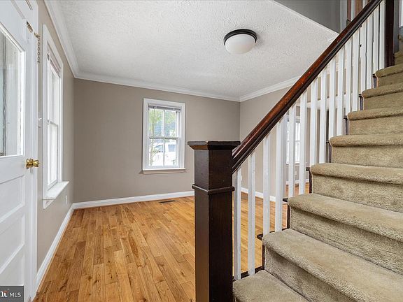 3rd image of 325 Ritenour St