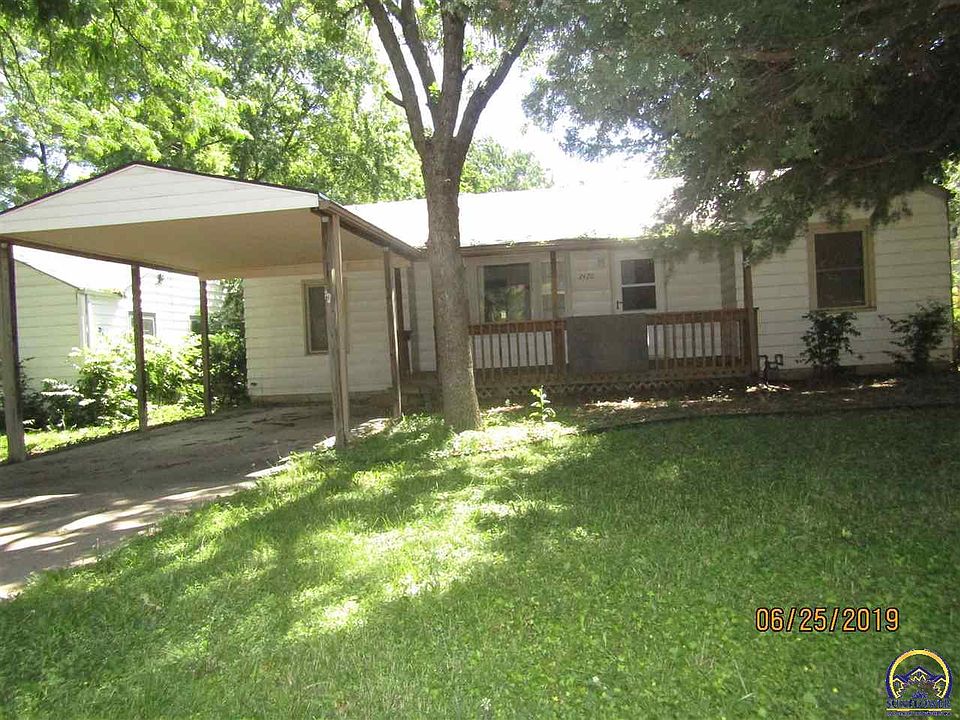 1st image of 2420 SE Virginia Ave