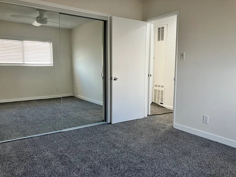 4520 W 18th St — Photo 5