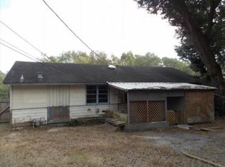 2111 Hamilton Rd, Mobile, AL 36618