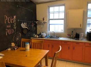 376 Benefit St APT 5, Providence, RI 02903