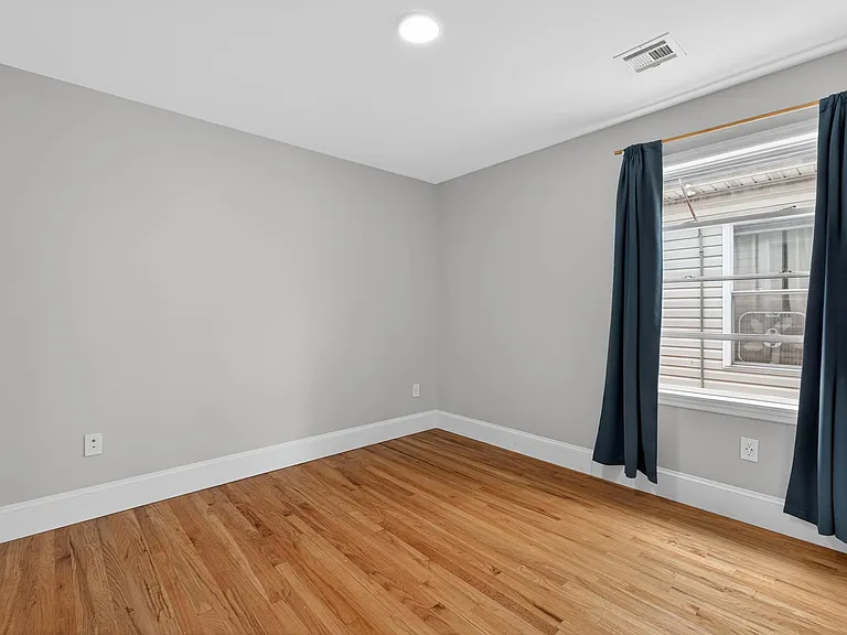 188 Lembeck Ave #2 — Photo 11