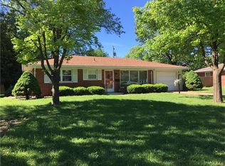 412 Southgate Dr, Belleville, IL 62223