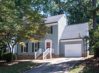 2704 Rockbridge Ct, Raleigh, NC 27604