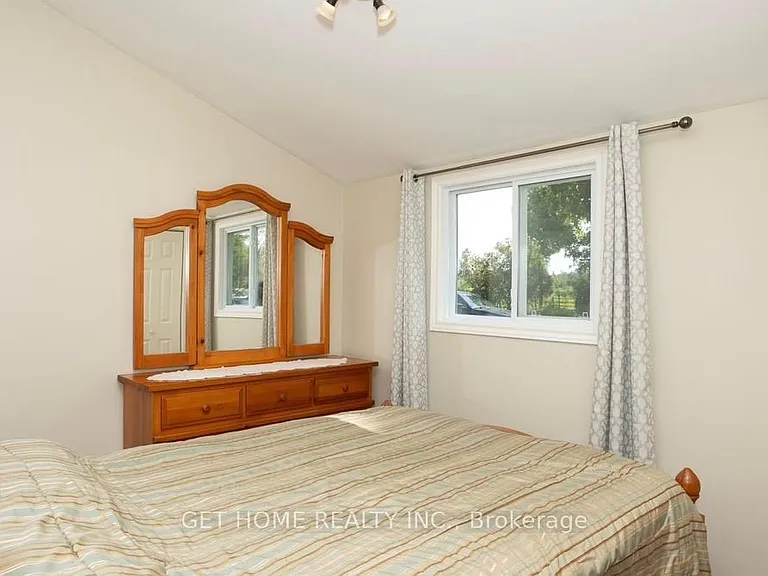 24 Hargrave Rd — Photo 14
