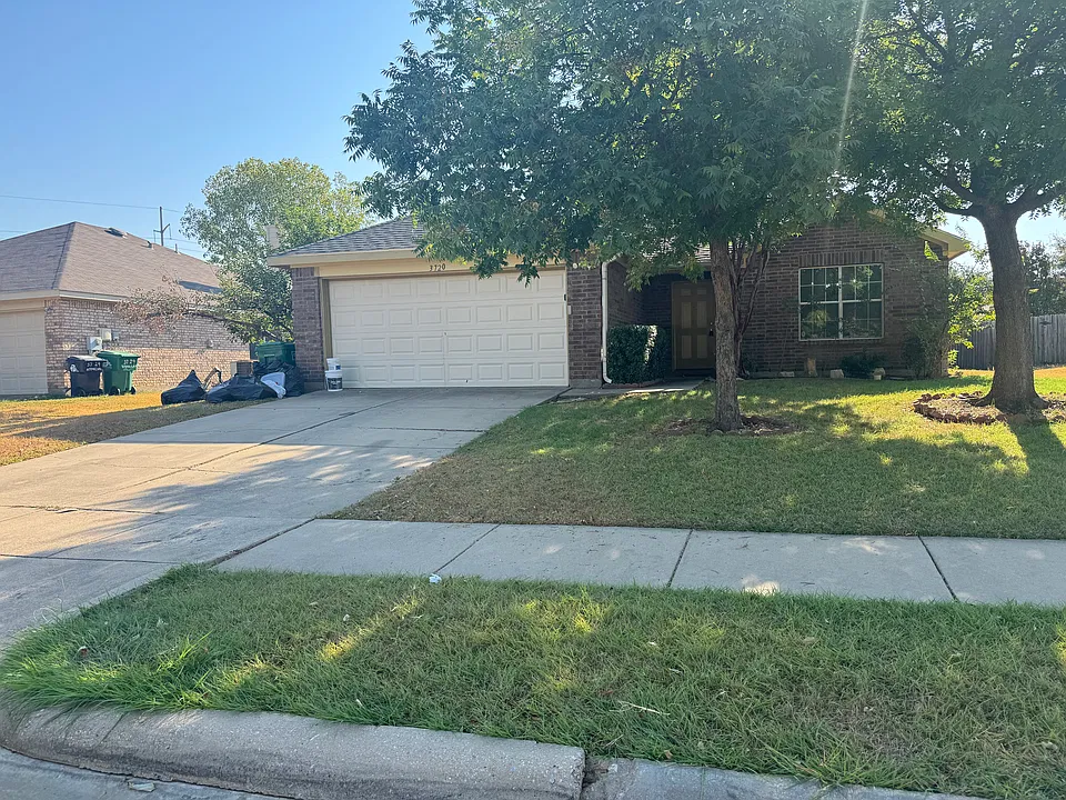 3720 Hermalinda Dr