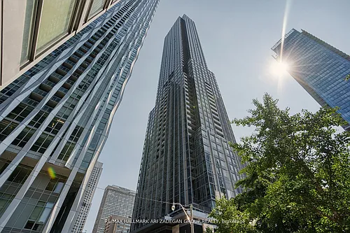 11 Yorkville Ave Photo 1