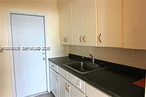 190 NE 90th St #1 — Photo 11