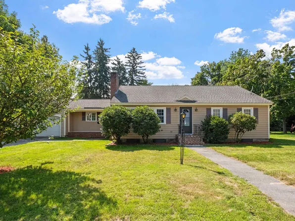 4 Adelaide Avenue, Nashua, NH 03064