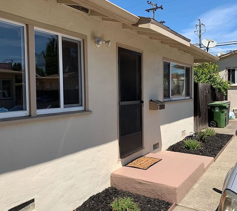 1st image of 3563 Somerset Ave