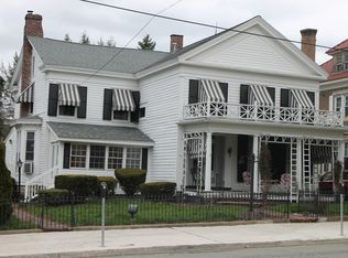 9 N Church St, Carbondale, PA 18407