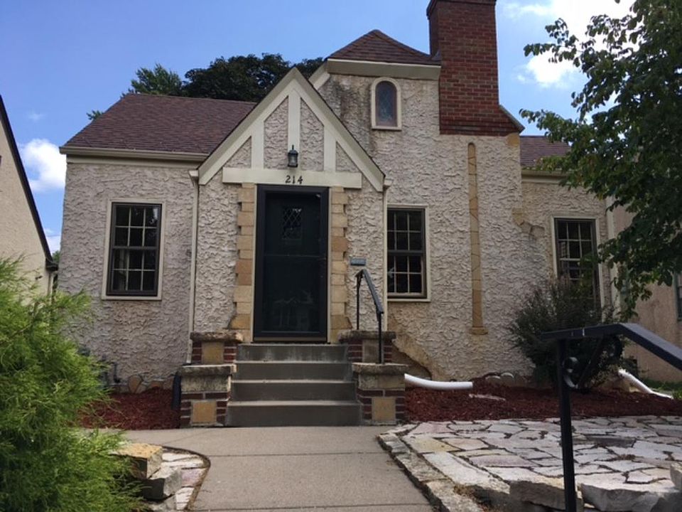 1st image of 214 Oak Grove Pl
