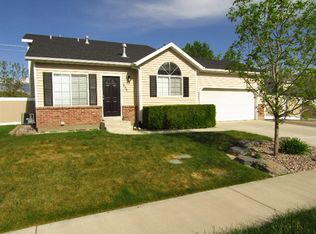 935 S Chappel Valley Loop, Lehi, UT 84043
